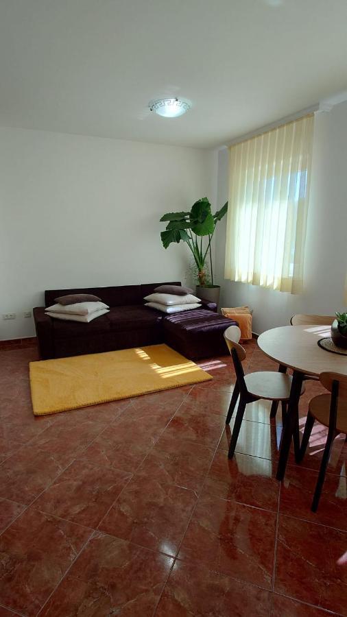 Apartments Lola Ρόβινι Εξωτερικό φωτογραφία