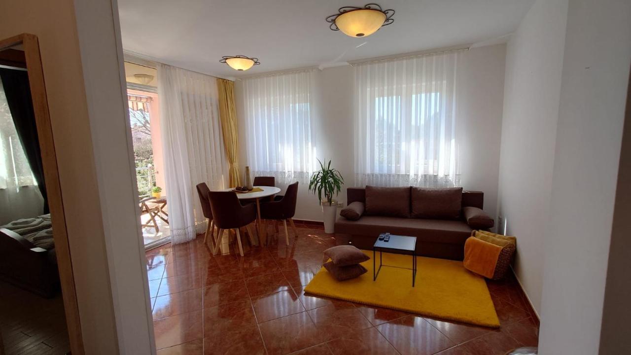 Apartments Lola Ρόβινι Εξωτερικό φωτογραφία