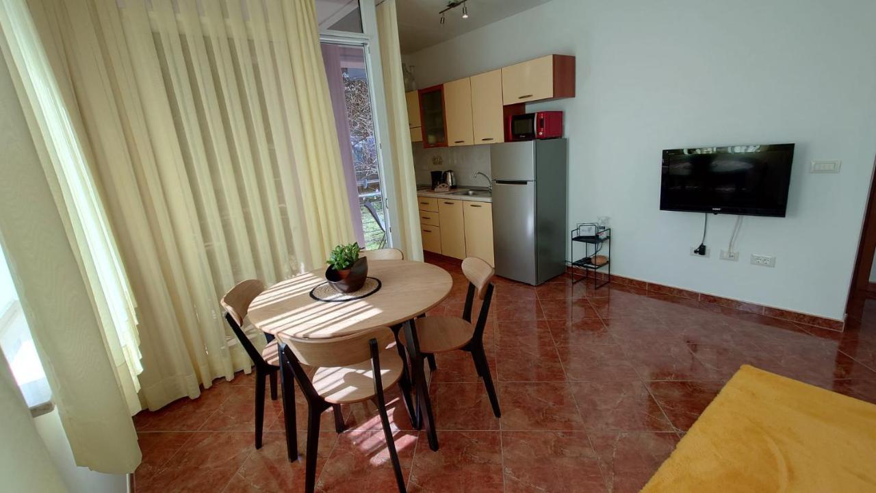 Apartments Lola Ρόβινι Εξωτερικό φωτογραφία