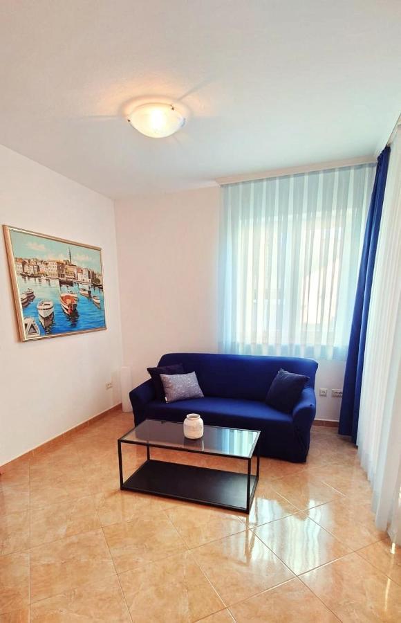 Apartments Lola Ρόβινι Εξωτερικό φωτογραφία