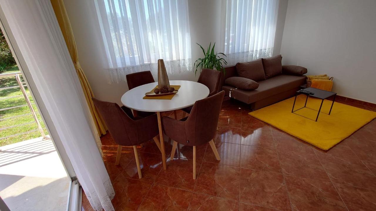 Apartments Lola Ρόβινι Εξωτερικό φωτογραφία