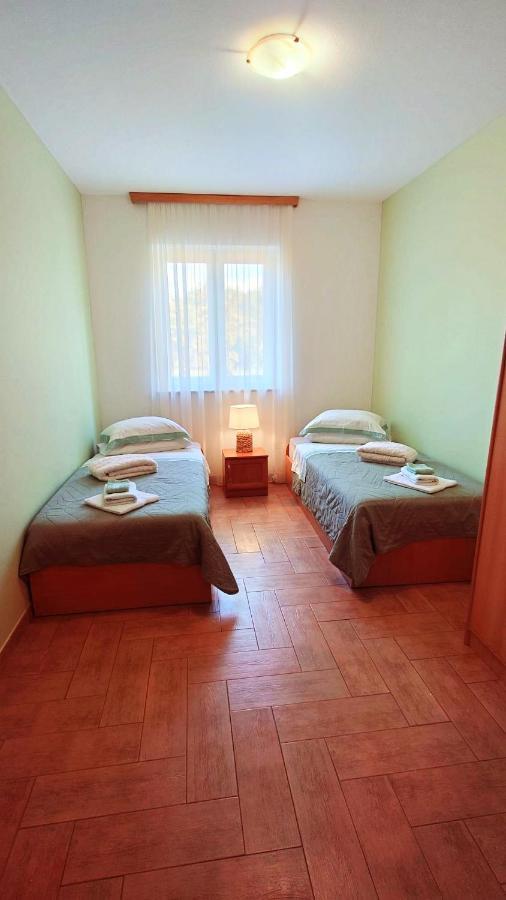Apartments Lola Ρόβινι Εξωτερικό φωτογραφία
